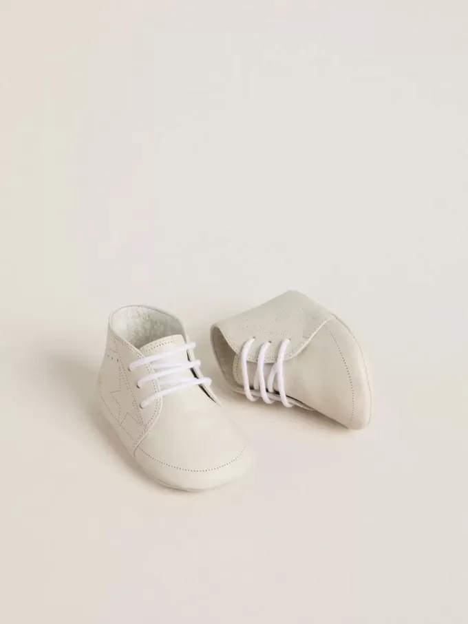 Adidași New Born din piele albă cu stea perforată