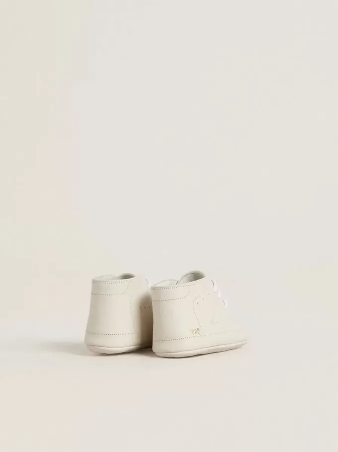 Adidași New Born din piele albă cu stea perforată