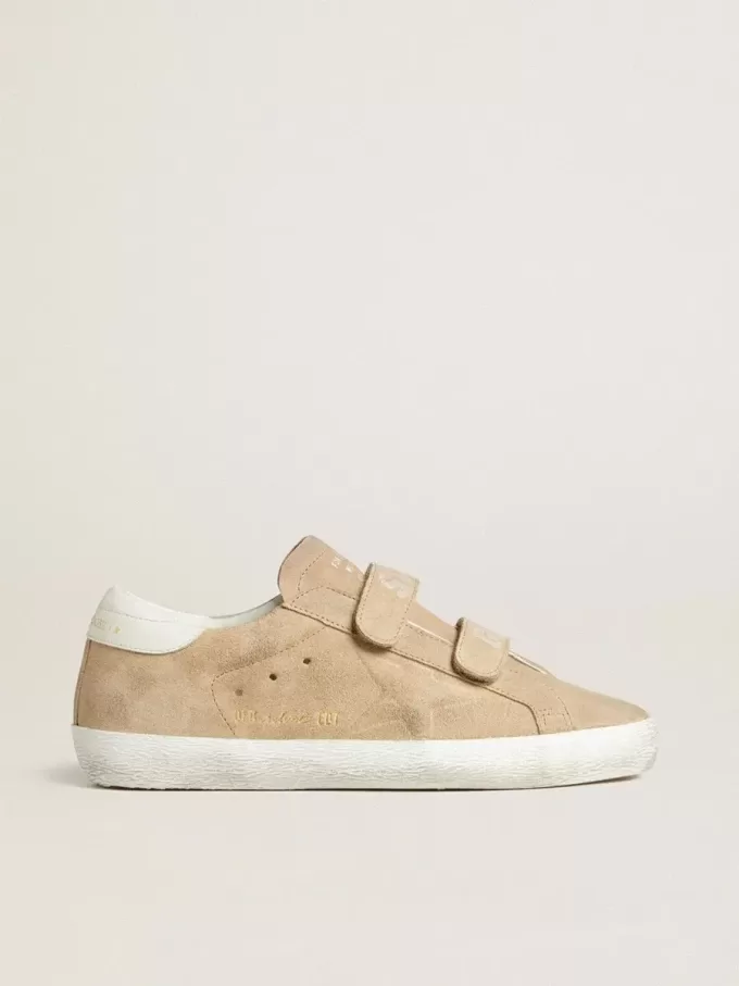 Adidași Old School pentru femei din piele de căprioară bej cu talpă din piele albă Adidași Old School pentru femei din piele de căprioară bej cu talpă din piele albă