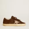 Adidași Old School pentru femei din piele de căprioară maro cu stea din piele de căprioară bej cu ținte și perle Adidași Old School pentru femei din piele de căprioară maro cu stea din piele de căprioară bej cu ținte și perle