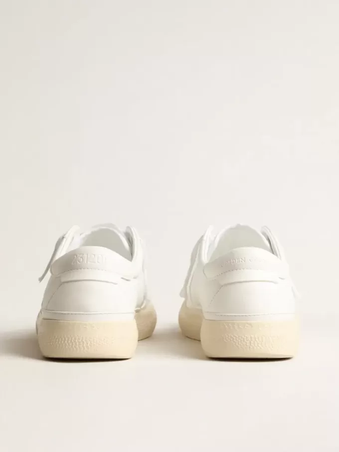 Adidași sustenabili Yatay Model 1B cu parte superioară albă din materiale biologice și Y alb Adidași sustenabili Yatay Model 1B cu parte superioară albă din materiale biologice și Y alb
