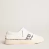 Adidași sustenabili Yatay Model 1B cu parte superioară albă pe bază biologică și sclipici argintiu reciclat Y Adidași sustenabili Yatay Model 1B cu parte superioară albă pe bază biologică și sclipici argintiu reciclat Y