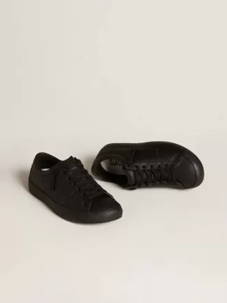 Adidași sustenabili Yatay Model 1B cu parte superioară din materiale biologice și Y negru Adidași sustenabili Yatay Model 1B cu parte superioară din materiale biologice și Y negru