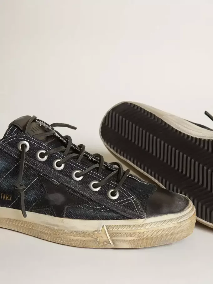 Adidași V-Star din denim albastru închis cu stea și vârf din piele neagră Adidași V-Star din denim albastru închis cu stea și vârf din piele neagră