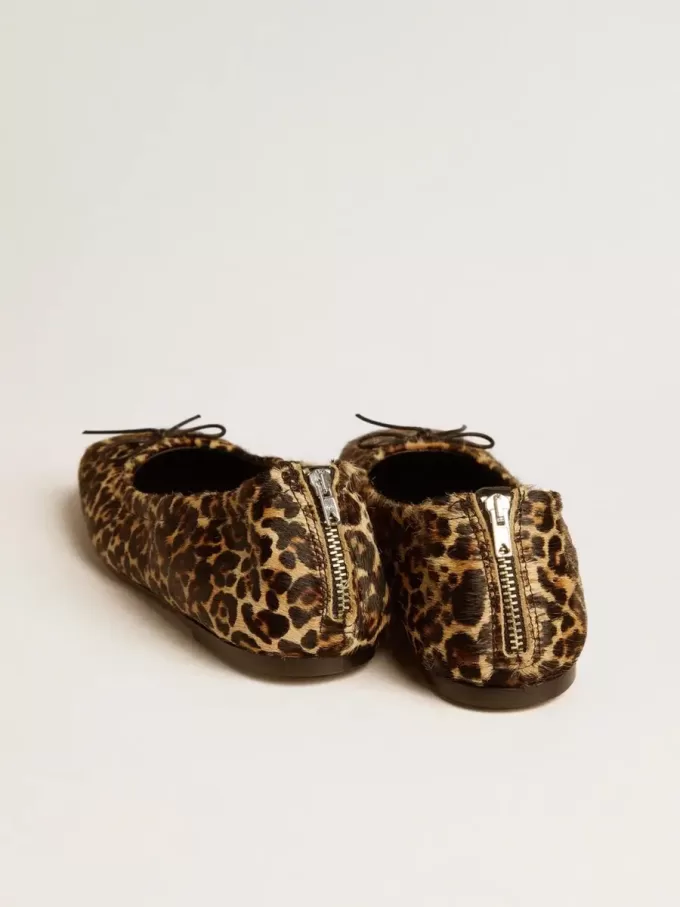 Balerini Amy din piele de ponei bej cu imprimeu leopard