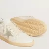 Ball Star cu stea din piele de căprioară gri-gheață și călcâi din piele albastră Ball Star cu stea din piele de căprioară gri-gheață și călcâi din piele albastră