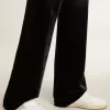 Ball Star cu stea din piele de căprioară gri-gheață și călcâi din piele neagră lucioasă Ball Star cu stea din piele de căprioară gri-gheață și călcâi din piele neagră lucioasă