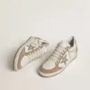 Ball Star LTD din piele nappa albă și piele de căprioară roz vechi, cu stea din piele argintie metalică și bandă pe călcâi