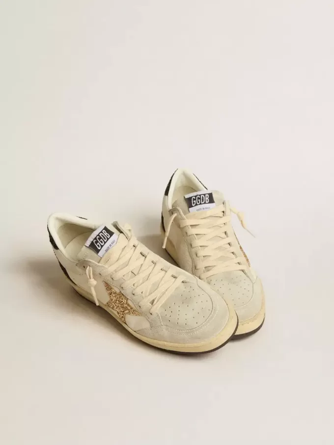 Ball Star LTD pentru femei, din piele nappa și piele întoarsă, cu stea strălucitoare și talpă neagră Ball Star LTD pentru femei, din piele nappa și piele întoarsă, cu stea strălucitoare și talpă neagră
