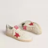 Ball Star pentru bărbați de Ziua Îndrăgostiților, cu stea din piele roșie și inscripție Swarovski roșie Ball Star pentru bărbați de Ziua Îndrăgostiților, cu stea din piele roșie și inscripție Swarovski roșie