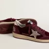 Ball Star pentru femei din catifea burgund cu stea din piele metalică aurie și bandă la călcâi Ball Star pentru femei din catifea burgund cu stea din piele metalică aurie și bandă la călcâi