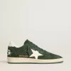 Ball Star pentru femei, din piele de căprioară verde, cu stea și călcâi din piele albă Ball Star pentru femei, din piele de căprioară verde, cu stea și călcâi din piele albă