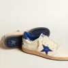 Ball Star Wishes pentru bărbați, din piele nappa albă, cu o stea albastră strălucitoare și bandă pe călcâi Ball Star Wishes pentru bărbați, din piele nappa albă, cu o stea albastră strălucitoare și bandă pe călcâi
