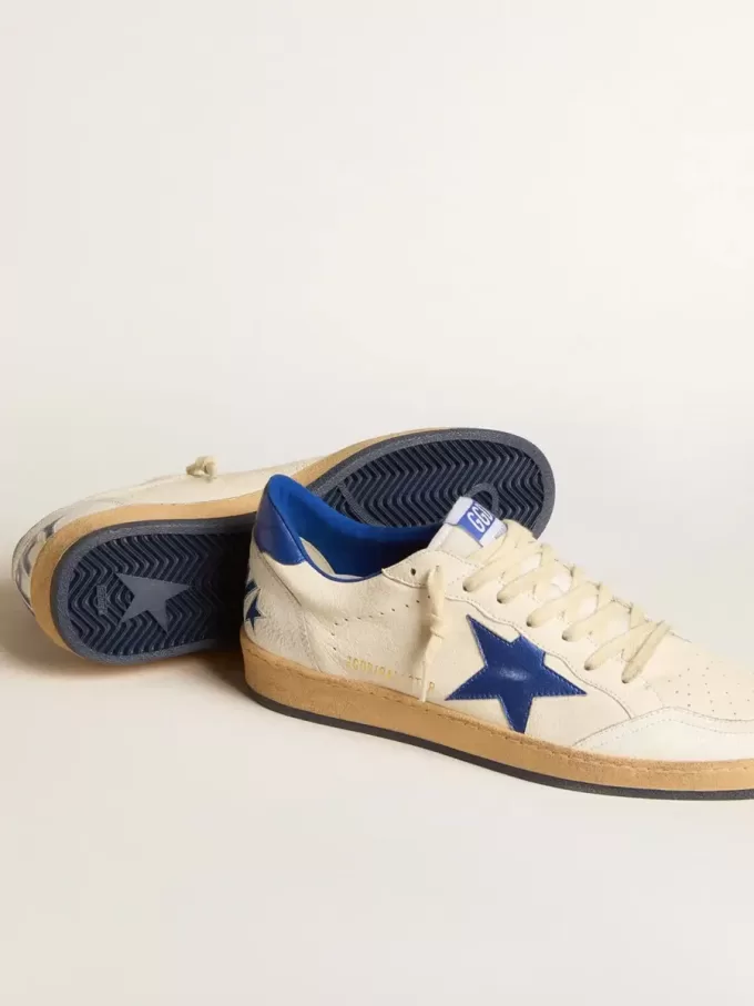 Ball Star Wishes pentru bărbați, din piele nappa albă, cu o stea albastră strălucitoare și bandă pe călcâi Ball Star Wishes pentru bărbați, din piele nappa albă, cu o stea albastră strălucitoare și bandă pe călcâi