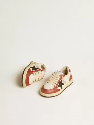 Ball Star Young din piele nappa cu stea neagră și inserții din piele roșie