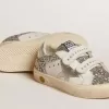 Bio-based May Teen cu sclipici, stea argintie și bandă la călcâi Bio-based May Teen cu sclipici, stea argintie și bandă la călcâi