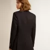 Blazer albastru închis cu două rânduri de nasturi pentru femei Blazer albastru închis cu două rânduri de nasturi pentru femei