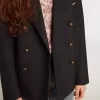 Blazer albastru închis cu nasturi dublu-breast pentru băieți Blazer albastru închis cu nasturi dublu-breast pentru băieți