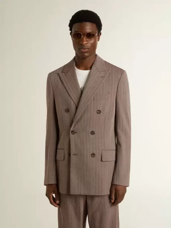 Blazer bărbătesc bej din amestec de lână, cu două rânduri de nasturi Blazer bărbătesc bej din amestec de lână, cu două rânduri de nasturi