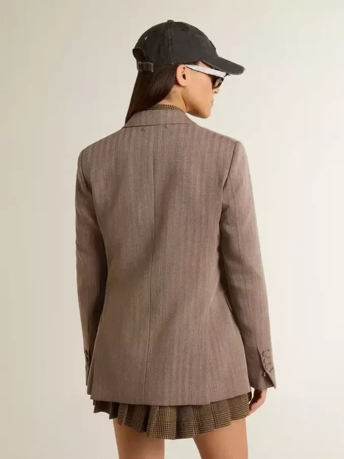 Blazer cu două rânduri de nasturi pentru femei, din amestec de lână bej cu model chevron Blazer cu două rânduri de nasturi pentru femei, din amestec de lână bej cu model chevron