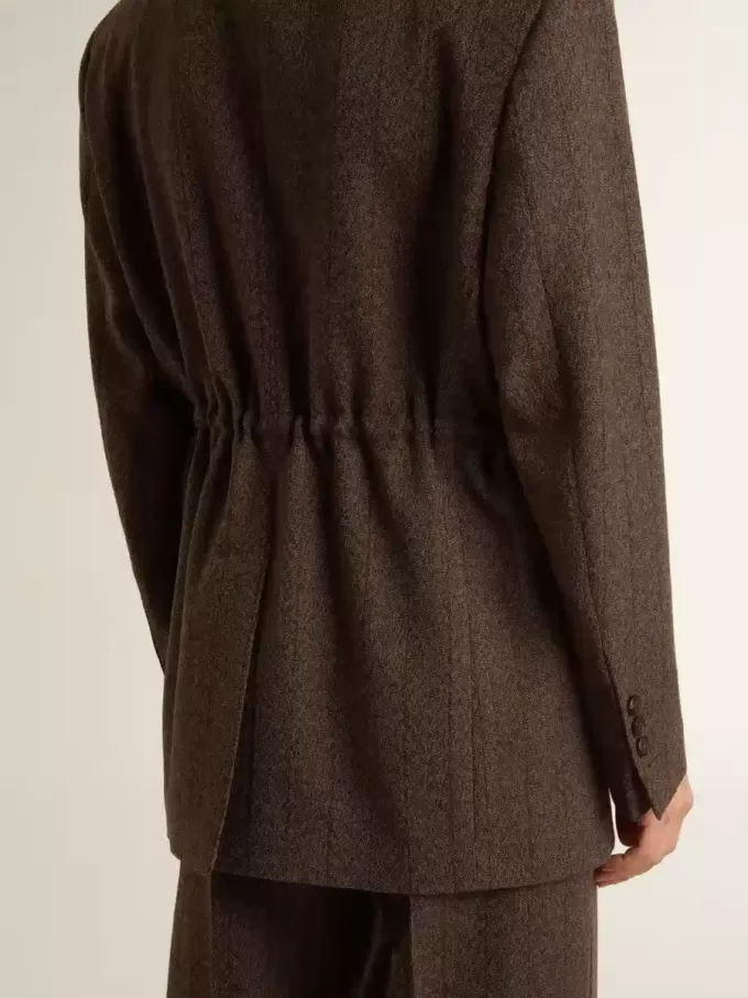Blazer cu două rânduri de nasturi pentru femei, din lână maro închis, cu model cu dungi subțiri Blazer cu două rânduri de nasturi pentru femei, din lână maro închis, cu model cu dungi subțiri