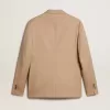 Blazer cu un singur rând de nasturi, de culoare nisipiu, cu nasturi din corn Blazer cu un singur rând de nasturi, de culoare nisipiu, cu nasturi din corn