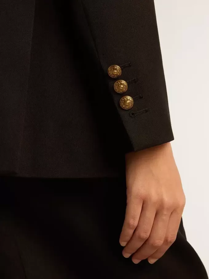 Blazer negru cu două rânduri de nasturi pentru femei Blazer negru cu două rânduri de nasturi pentru femei