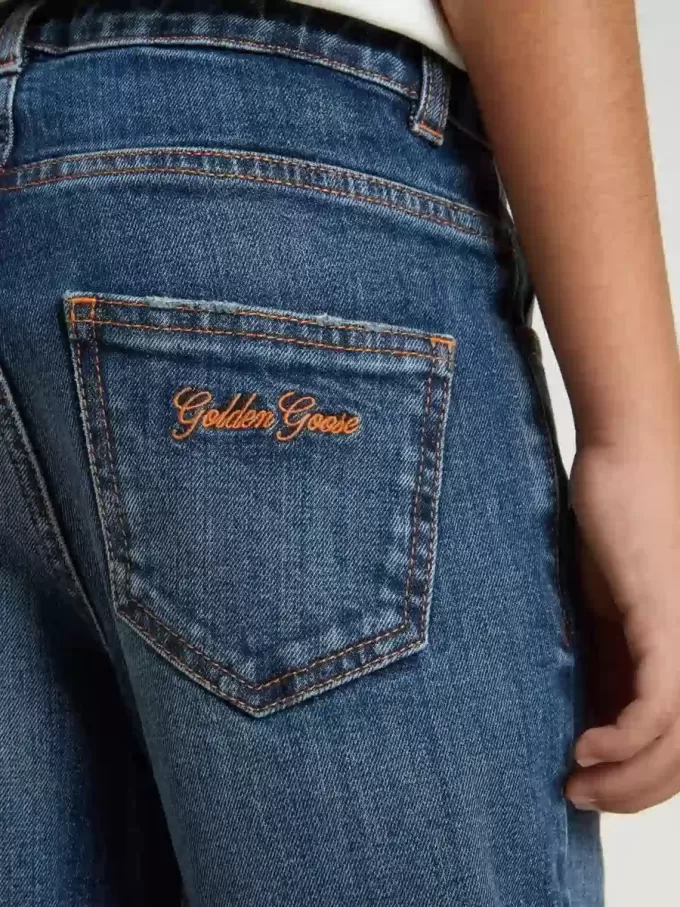Blugi pentru băieți cu margini nefinisate și broderii Blugi pentru băieți cu margini nefinisate și broderii