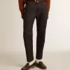 Blugi pentru bărbați, de culoare albastru închis, din denim spălat o singură dată Blugi pentru bărbați, de culoare albastru închis, din denim spălat o singură dată