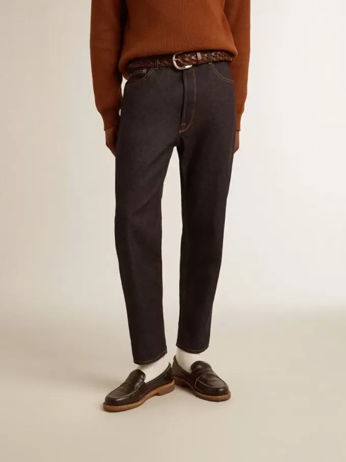 Blugi pentru bărbați, de culoare albastru închis, din denim spălat o singură dată Blugi pentru bărbați, de culoare albastru închis, din denim spălat o singură dată