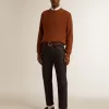 Blugi pentru bărbați, de culoare albastru închis, din denim spălat o singură dată Blugi pentru bărbați, de culoare albastru închis, din denim spălat o singură dată