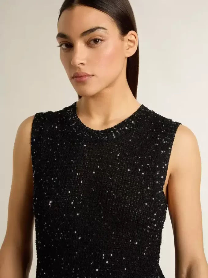 Bluză din tricot negru cu paiete și detalii contrastante Bluză din tricot negru cu paiete și detalii contrastante