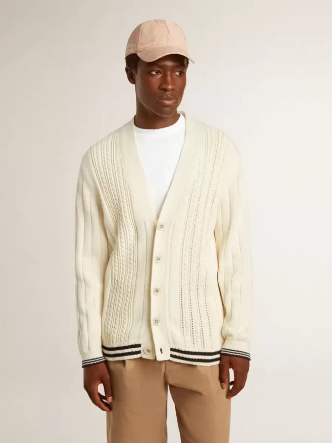 Cardigan alb din bumbac pentru bărbați, cu model împletit și nervuri albastre Cardigan alb din bumbac pentru bărbați, cu model împletit și nervuri albastre