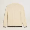 Cardigan alb din bumbac pentru bărbați, cu model împletit și nervuri albastre Cardigan alb din bumbac pentru bărbați, cu model împletit și nervuri albastre