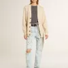 Cardigan bej pentru femei, cu inscripția „Golden” pe spate Cardigan bej pentru femei, cu inscripția „Golden” pe spate