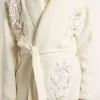 Cardigan din bumbac de culoare crem pentru femei, cu broderie florală Cardigan din bumbac de culoare crem pentru femei, cu broderie florală