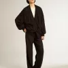 Cardigan negru pentru femei cu broderie în nuanțe
