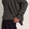 Cardigan pentru bărbați din bumbac gri melanj, cu logo pe spate Cardigan pentru bărbați din bumbac gri melanj, cu logo pe spate