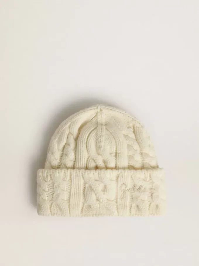 Căciulă albă din lână cu broderie Căciulă albă din lână cu broderie