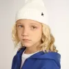 Căciulă din bumbac alb-crem cu stea neagră contrastantă Căciulă din bumbac alb-crem cu stea neagră contrastantă