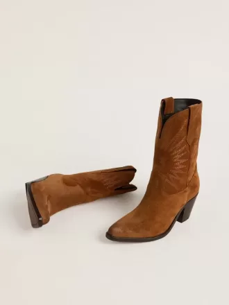 Cizme joase Wish Star pentru femei, din piele de căprioară de culoare coniac, cu broderie în formă de stea Cizme joase Wish Star pentru femei, din piele de căprioară de culoare coniac, cu broderie în formă de stea