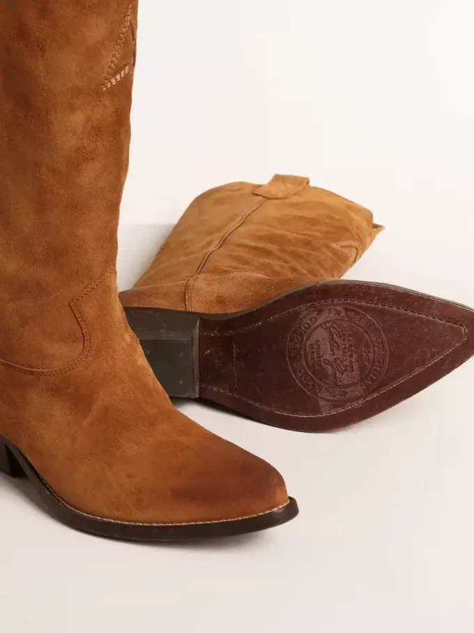 Cizme Wish Star din piele de căprioară cognac cu inserție ton pe ton în formă de stea Cizme Wish Star din piele de căprioară cognac cu inserție ton pe ton în formă de stea