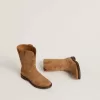 Cizme Wish Teen din piele de căprioară camel cu broderie în formă de stea Cizme Wish Teen din piele de căprioară camel cu broderie în formă de stea