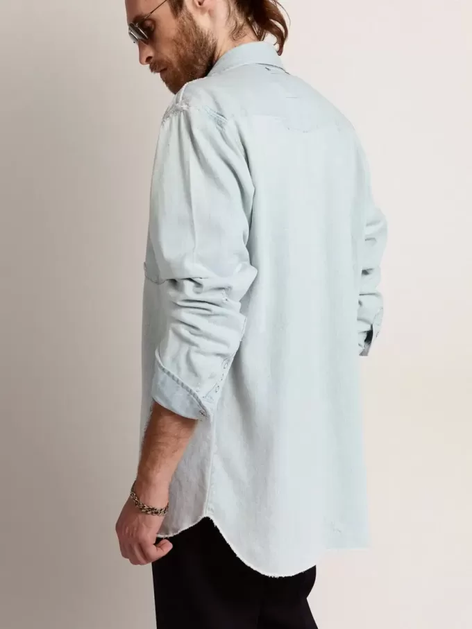 Cămașă din denim albă pentru bărbați, cu ținte ciocănite Cămașă din denim albă pentru bărbați, cu ținte ciocănite