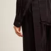 Cămașă neagră pentru femei, cu dungi verticale și închidere cu nod lateral Cămașă neagră pentru femei, cu dungi verticale și închidere cu nod lateral