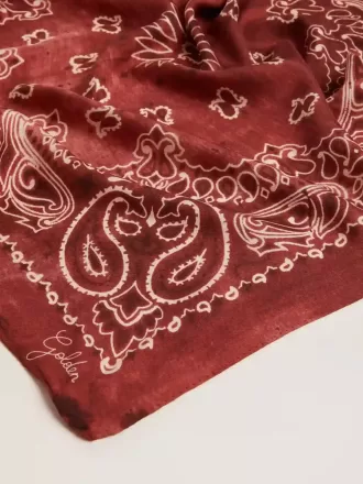 Eșarfă burgund cu model paisley