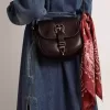 Eșarfă burgund cu model paisley