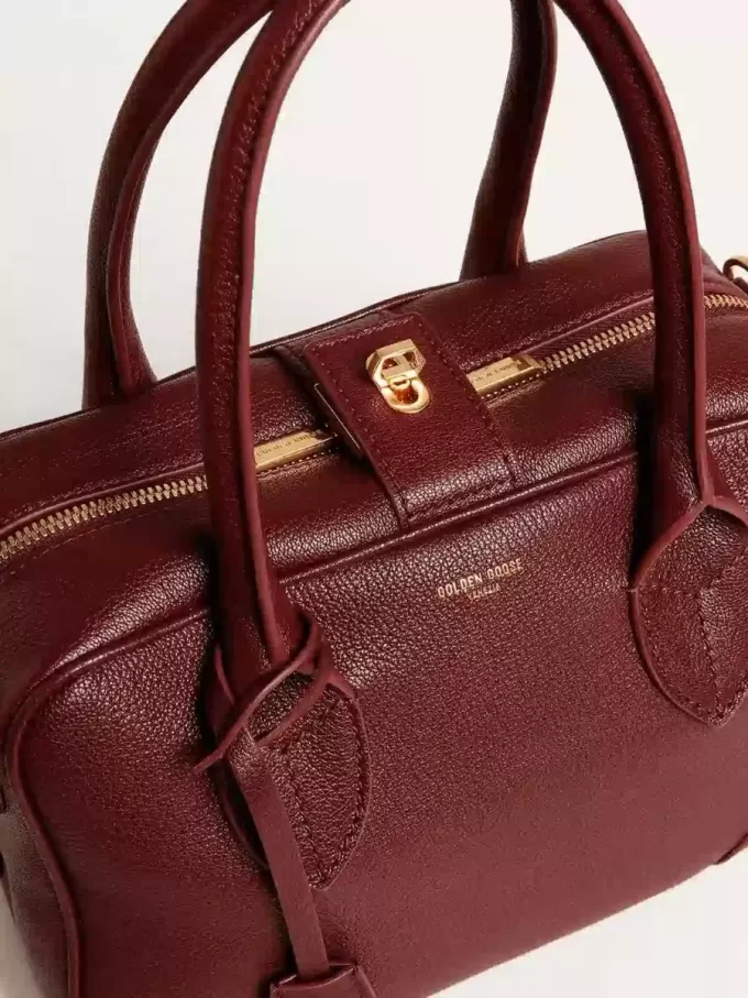 Geantă Vita din piele burgundă cu detalii aurii