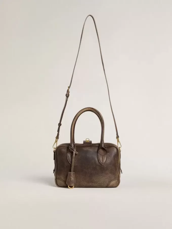 Geantă Vita din piele maro vintage cu detalii aurii Geantă Vita din piele maro vintage cu detalii aurii