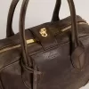 Geantă Vita din piele maro vintage cu detalii aurii Geantă Vita din piele maro vintage cu detalii aurii
